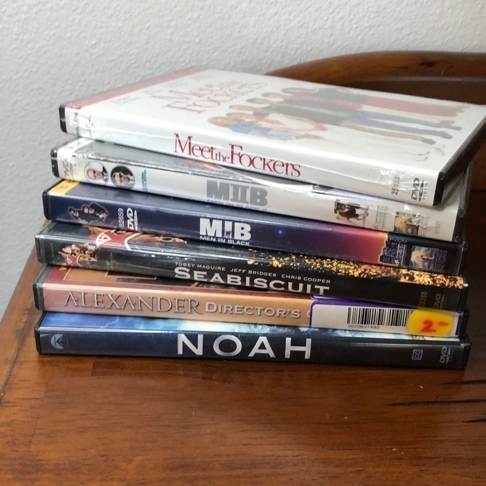 3/$25 Bundle of 6 DVDs Meet the Fockers,Men in Black, Seabiscuit,Alexander,Noah